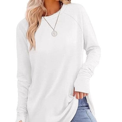 Women's oversized mid-length pullover sweater with thumbholes in green